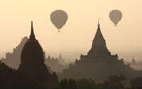 activity Survol du site de Bagan en montgolfière
