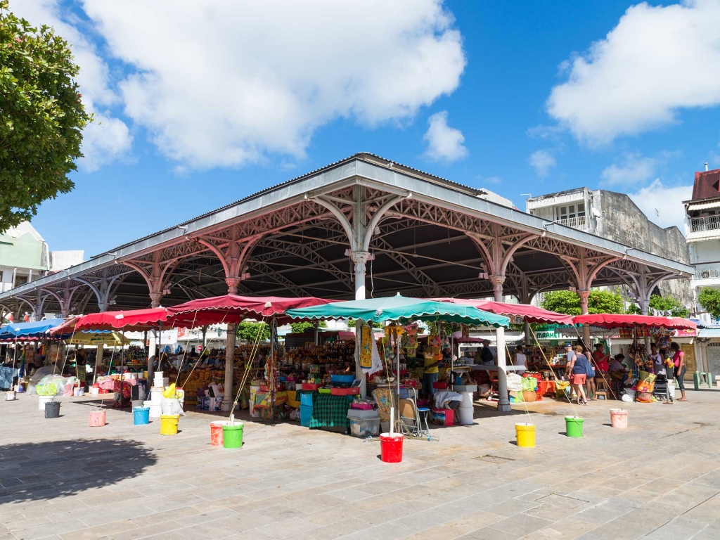 la halle guadeloupe