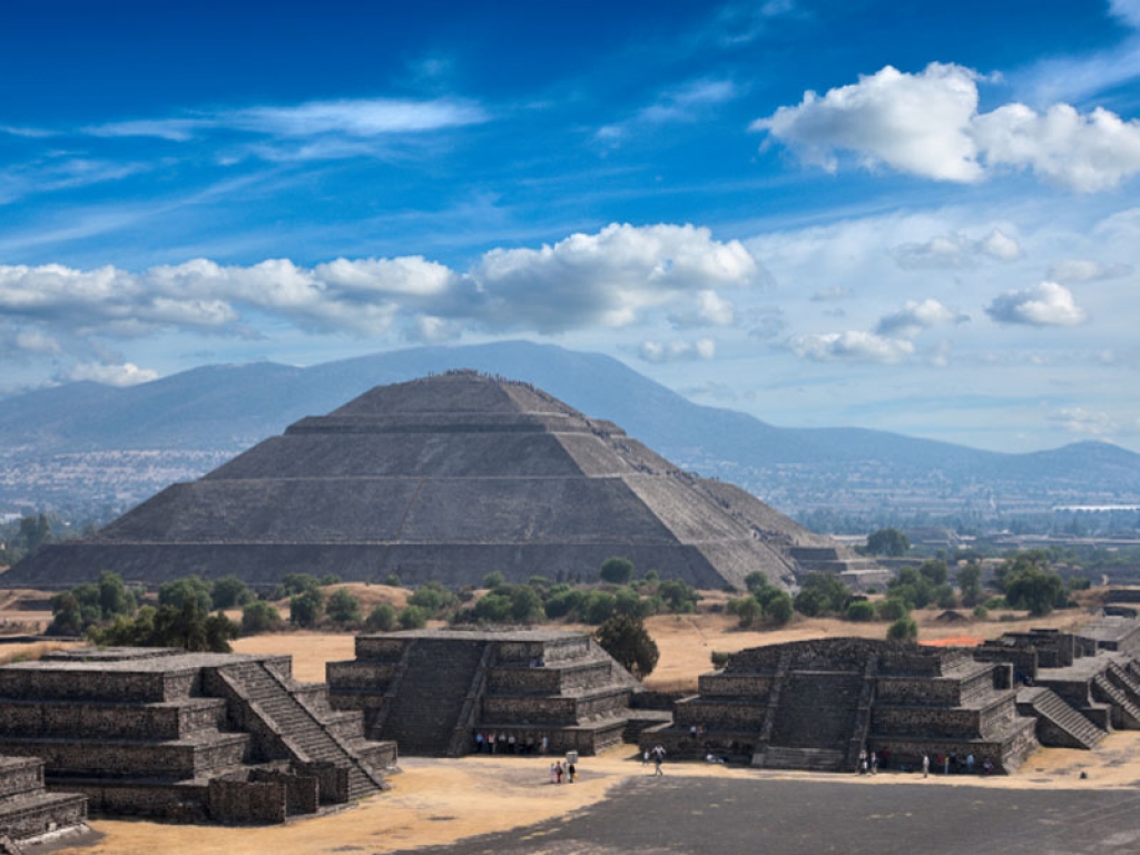 La magie de Teotihuacan et route vers Puebla